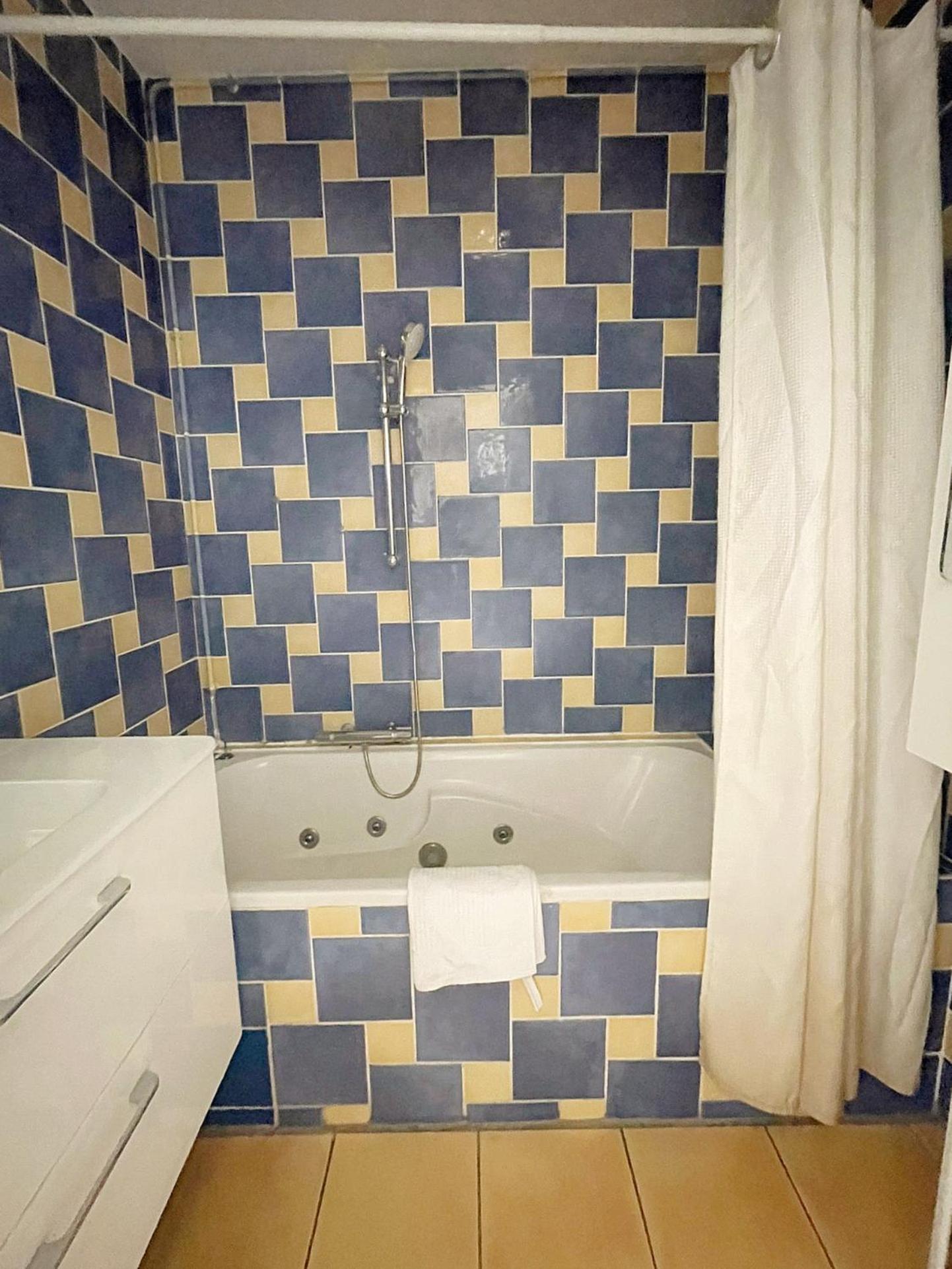 Superbe Apart 2 Rooms Lumineaux Parking Casa Lyon Exterior photo